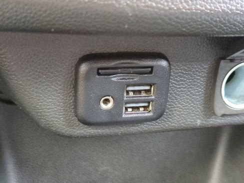 Certified 2023 Chevrolet Traverse High Country image 23