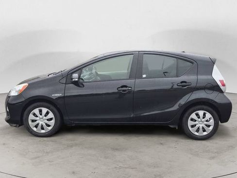Used 2014 Toyota Prius C One FWD image 8