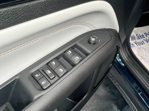 New 2026 Jeep Compass Limited AWD/4WD image 18