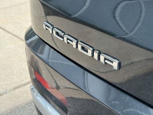 Used 2021 GMC Acadia Denali w/ Denali Ultimate Package image 10