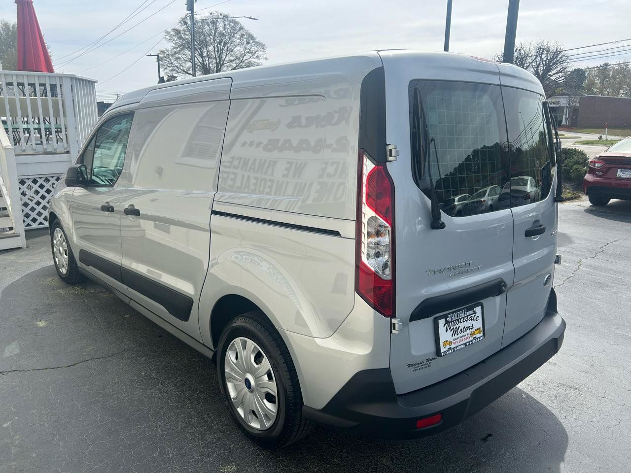 Used 2023 Ford Transit Connect XLT FWD image 5