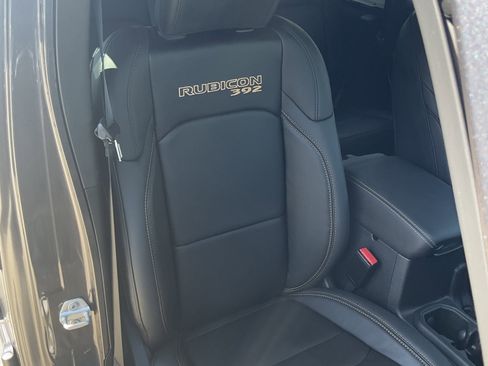 Used 2025 Jeep Wrangler Unlimited Rubicon 392 AWD/4WD image 19
