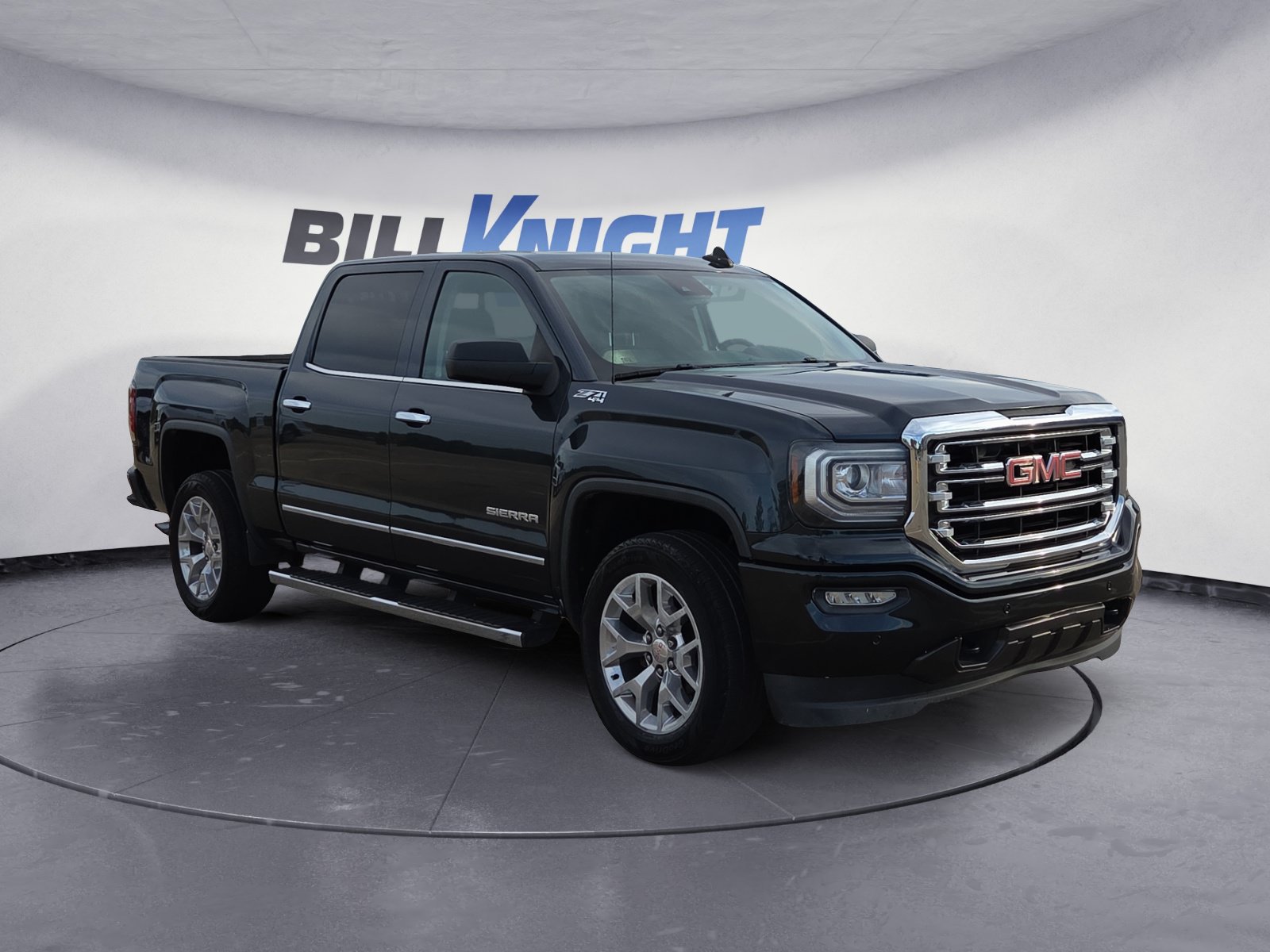 Used 2018 GMC Sierra 1500 SLT w/ SLT Premium Package AWD/4WD image 7