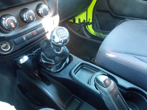 Used 2013 Jeep Wrangler Sport image 16