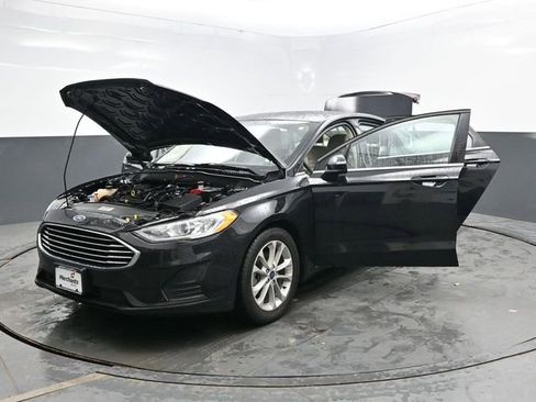 Used 2019 Ford Fusion SE FWD image 41