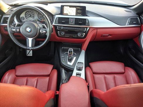 Used 2018 BMW 430i Convertible image 17