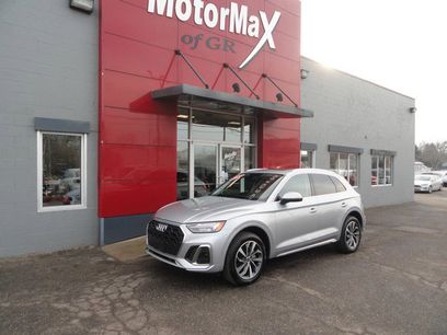 Used 2022 Audi Q5 2.0T Premium Plus w/ Premium Plus Package