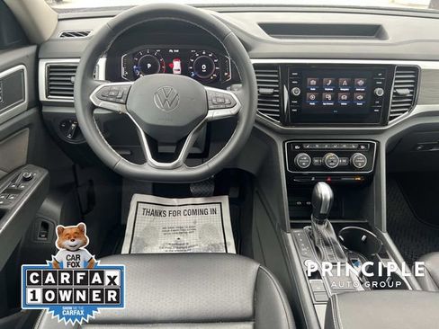 Used 2023 Volkswagen Atlas SE w/ Black Wheel Package FWD image 32