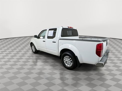 Certified 2021 Nissan Frontier SV image 6