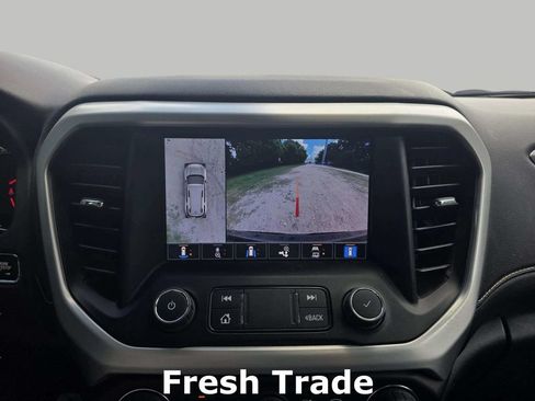 Used 2023 GMC Acadia SLT w/ Technology Package AWD/4WD image 17