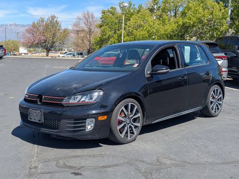 Used 2014 Volkswagen GTI Wolfsburg Edition FWD image 9