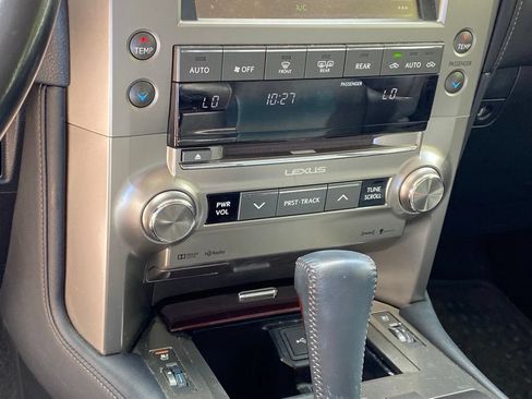 Used 2017 Lexus GX 460 AWD/4WD image 14