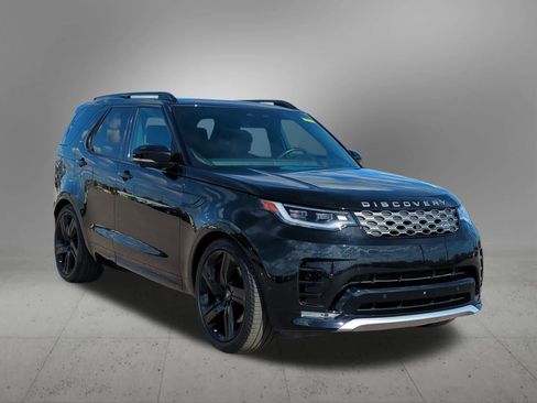 Used 2024 Land Rover Discovery Metropolitan Edition image 8