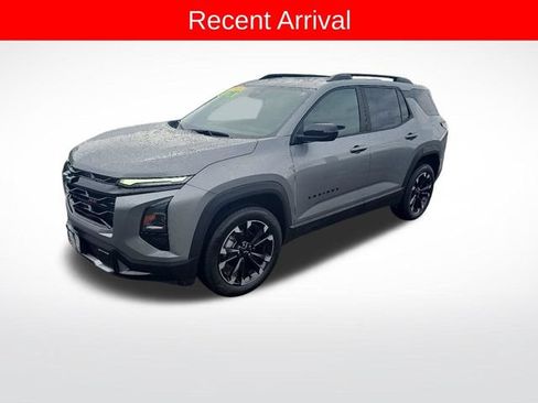Used 2025 Chevrolet Equinox RS AWD/4WD image 2