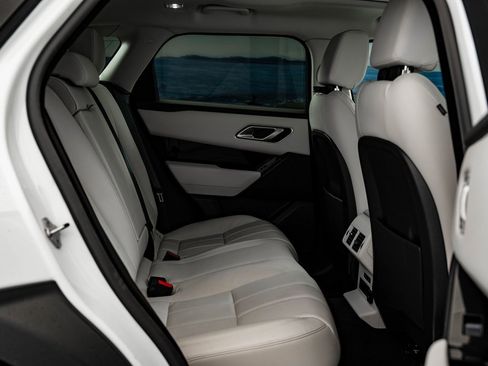 Used 2023 Land Rover Range Rover Velar R-Dynamic S image 44