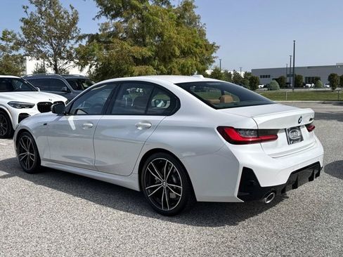 Used 2023 BMW 330i Sedan w/ M Sport Package RWD image 5