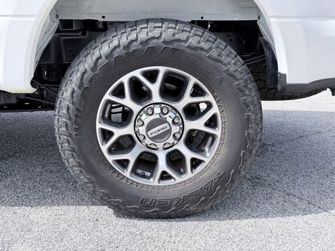 Used 2022 Ford F250 Lariat AWD/4WD image 36