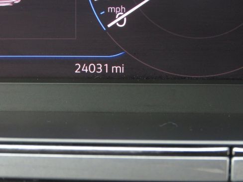 Used 2022 Volkswagen Taos SEL image 21