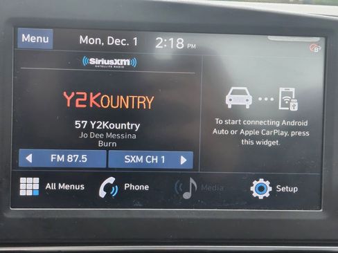 Used 2023 Hyundai Elantra SEL image 13