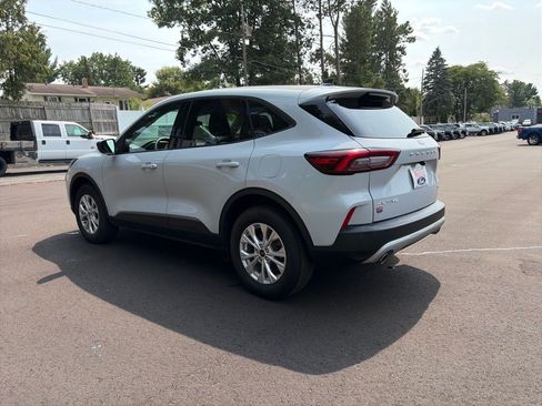 Used 2025 Ford Escape Active AWD/4WD image 4