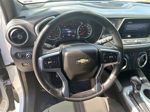 Used 2019 Chevrolet Blazer LT image 11
