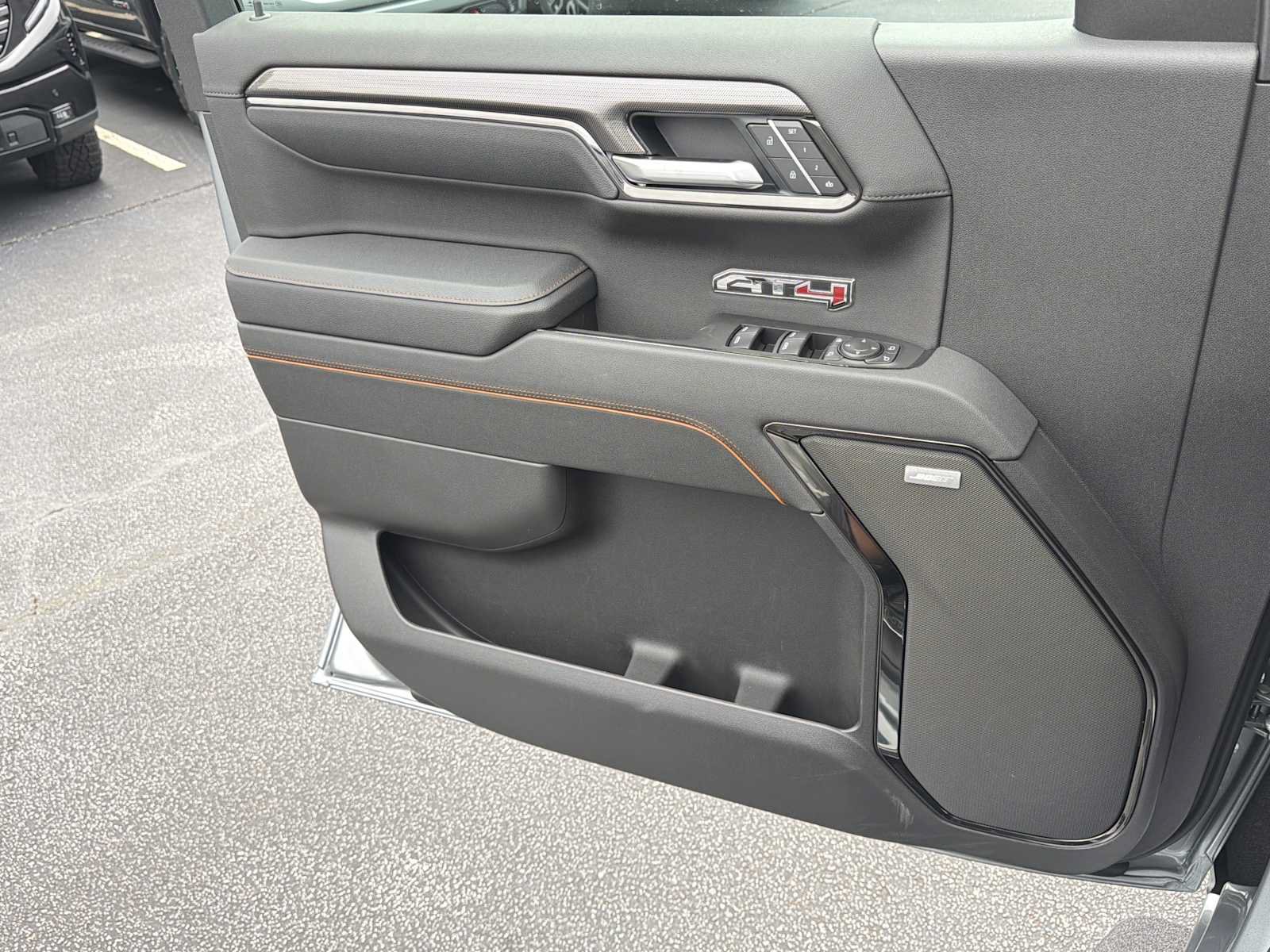 New 2026 GMC Sierra 1500 AT4 w/ AT4 Premium Package AWD/4WD image 13