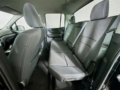 Used 2024 Honda Ridgeline Sport image 27