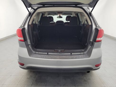 Used 2019 Dodge Journey SE FWD image 29