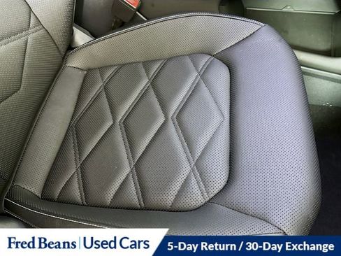 Used 2025 Volkswagen Atlas SE image 34