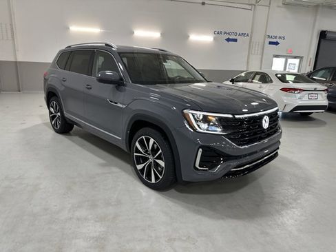 New 2026 Volkswagen Atlas SEL Premium R-Line AWD/4WD image 4