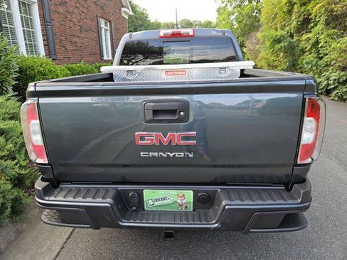Used 2016 GMC Canyon SLE w/ All Terrain Package AWD/4WD image 5