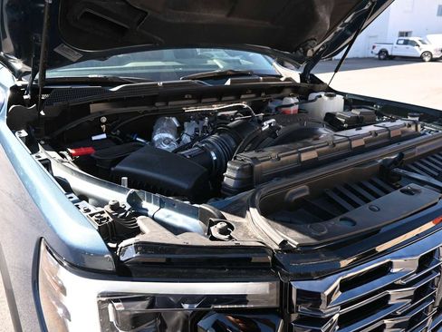 Used 2025 GMC Sierra 3500 Denali Ultimate AWD/4WD image 36