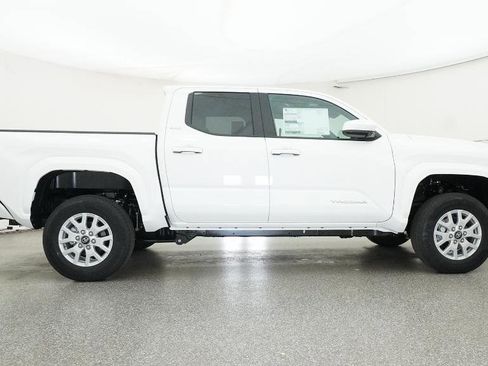 New 2026 Toyota Tacoma SR5 image 26