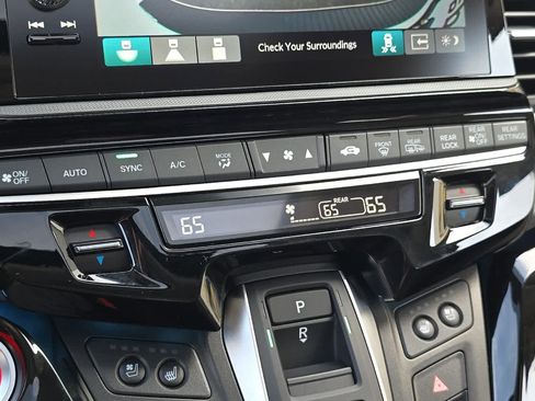 New 2026 Honda Odyssey Elite image 25