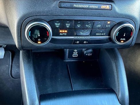 Used 2025 Ford Escape ST-Line image 16