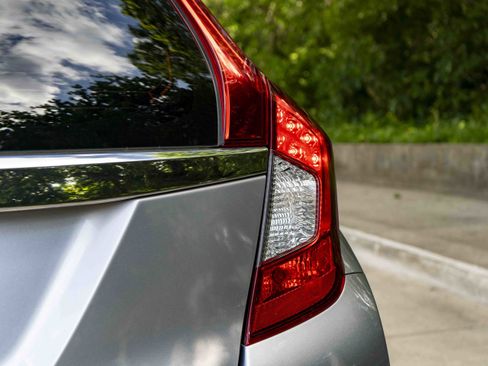 Certified 2018 Honda Fit EX-L image 13