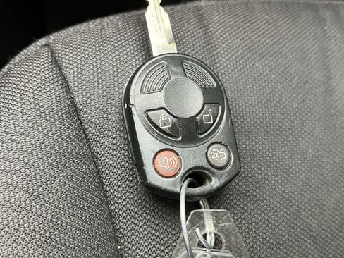 Used 2012 Ford Fusion SE FWD image 22