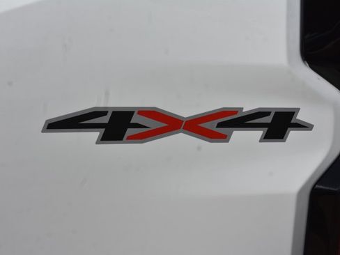 New 2026 Chevrolet Colorado W/T w/ WT Custom Package AWD/4WD image 11