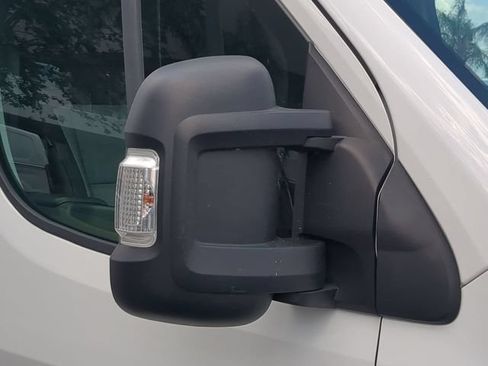 Used 2025 RAM ProMaster 2500 w/ Convenience Group FWD image 12