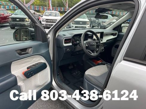 Used 2022 Ford Maverick XLT FWD image 5
