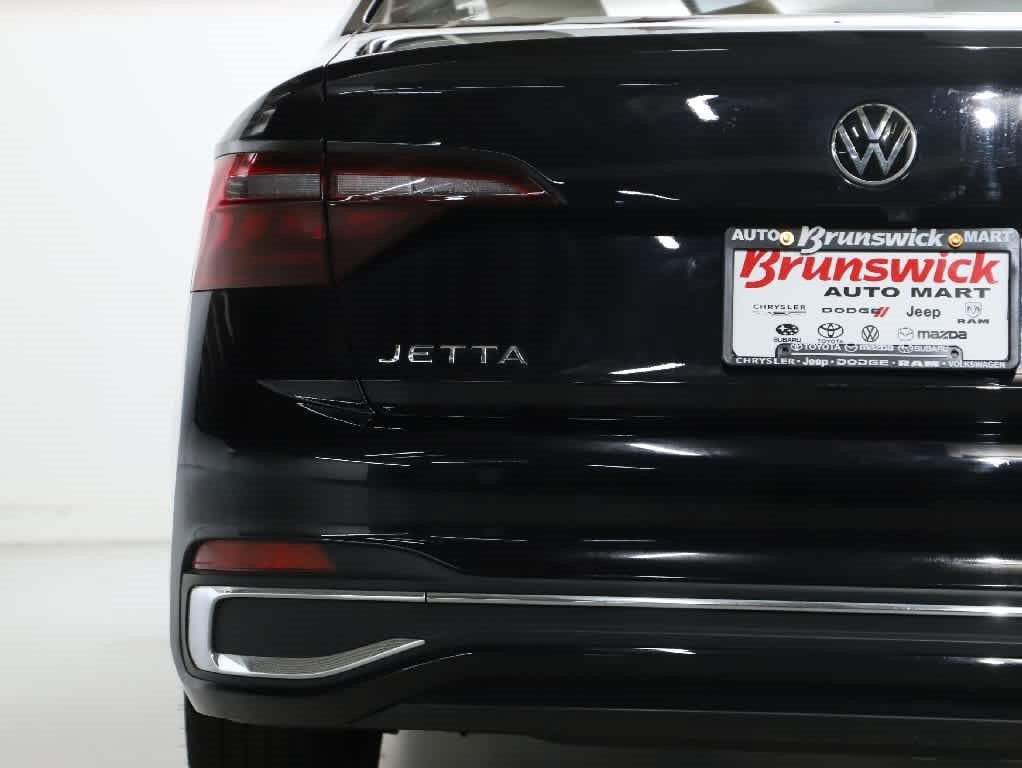 Used 2024 Volkswagen Jetta SEL FWD image 42