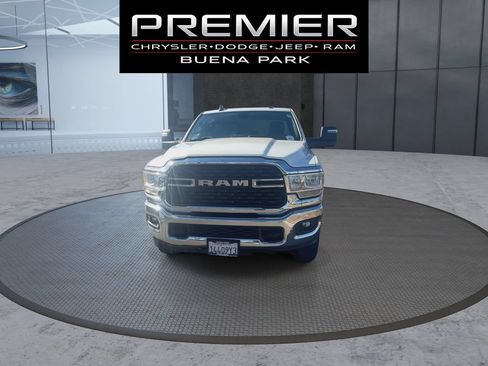 Certified 2024 RAM 2500 Big Horn AWD/4WD image 3