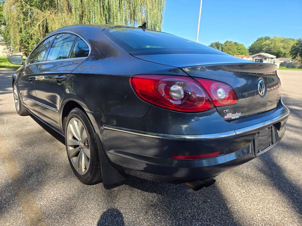 Used 2010 Volkswagen CC Sport FWD image 5