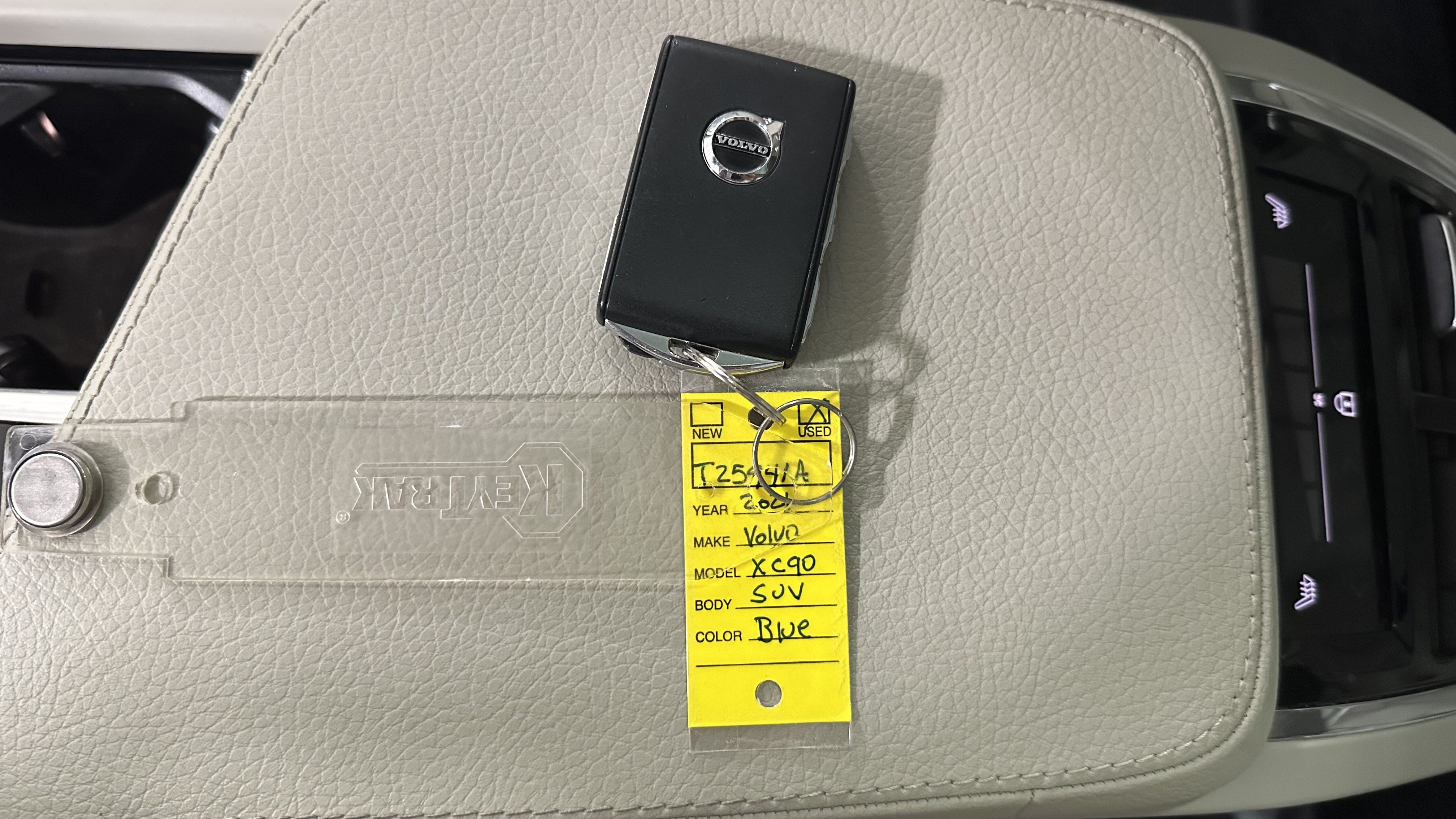 Used 2021 Volvo XC90 T8 Inscription Expression AWD/4WD image 35