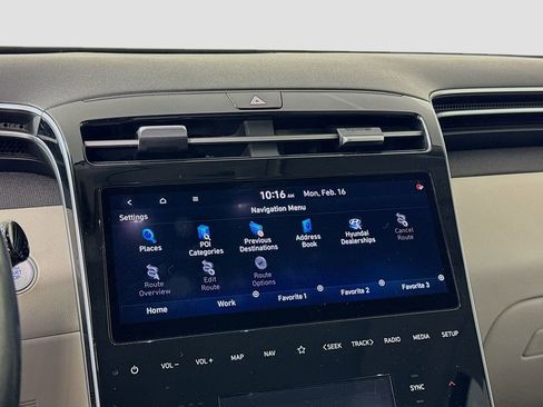 Used 2022 Hyundai Tucson Limited image 13