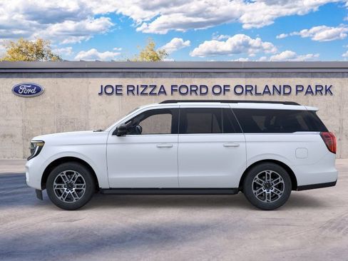 New 2025 Ford Expedition Max Active AWD/4WD image 3