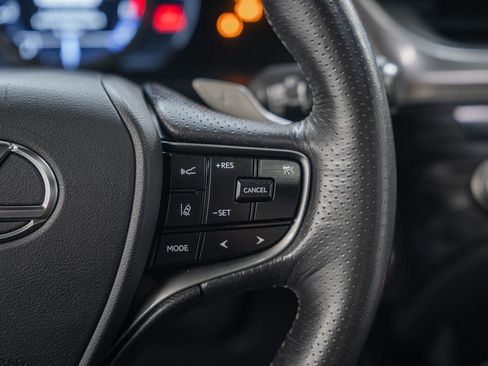 Used 2021 Lexus ES 350 F Sport w/ Accessory Package image 34