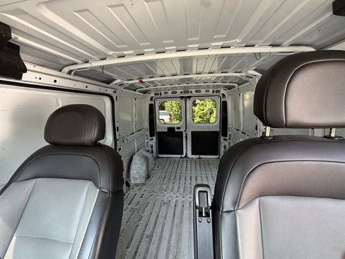 Used 2017 RAM ProMaster 1500 FWD image 12