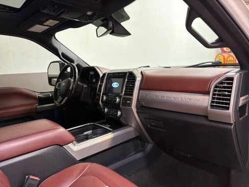 Used 2018 Ford F250 Platinum w/ Platinum Ultimate Package AWD/4WD image 33