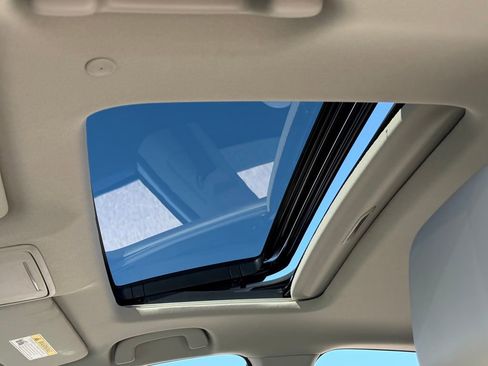 Used 2025 Honda Accord Touring image 18